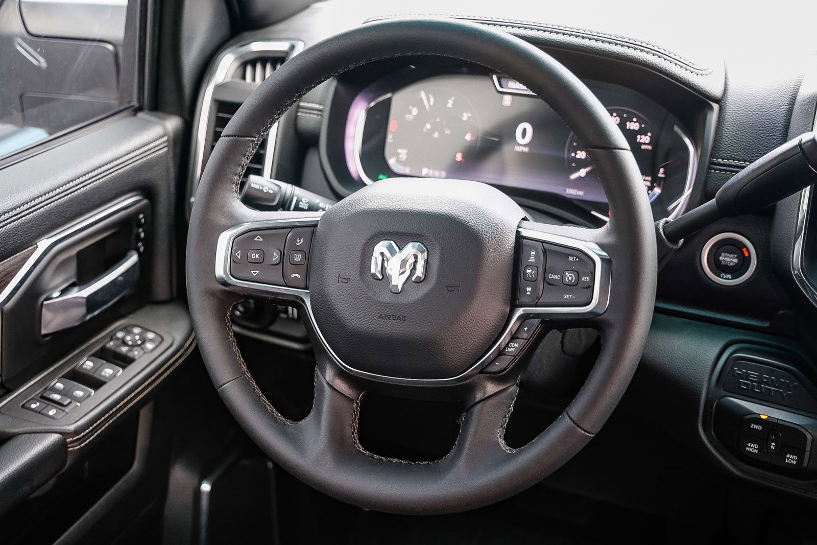 Used 2025 RAM 2500 Laramie w/ Towing Technology Group AWD/4WD image 13