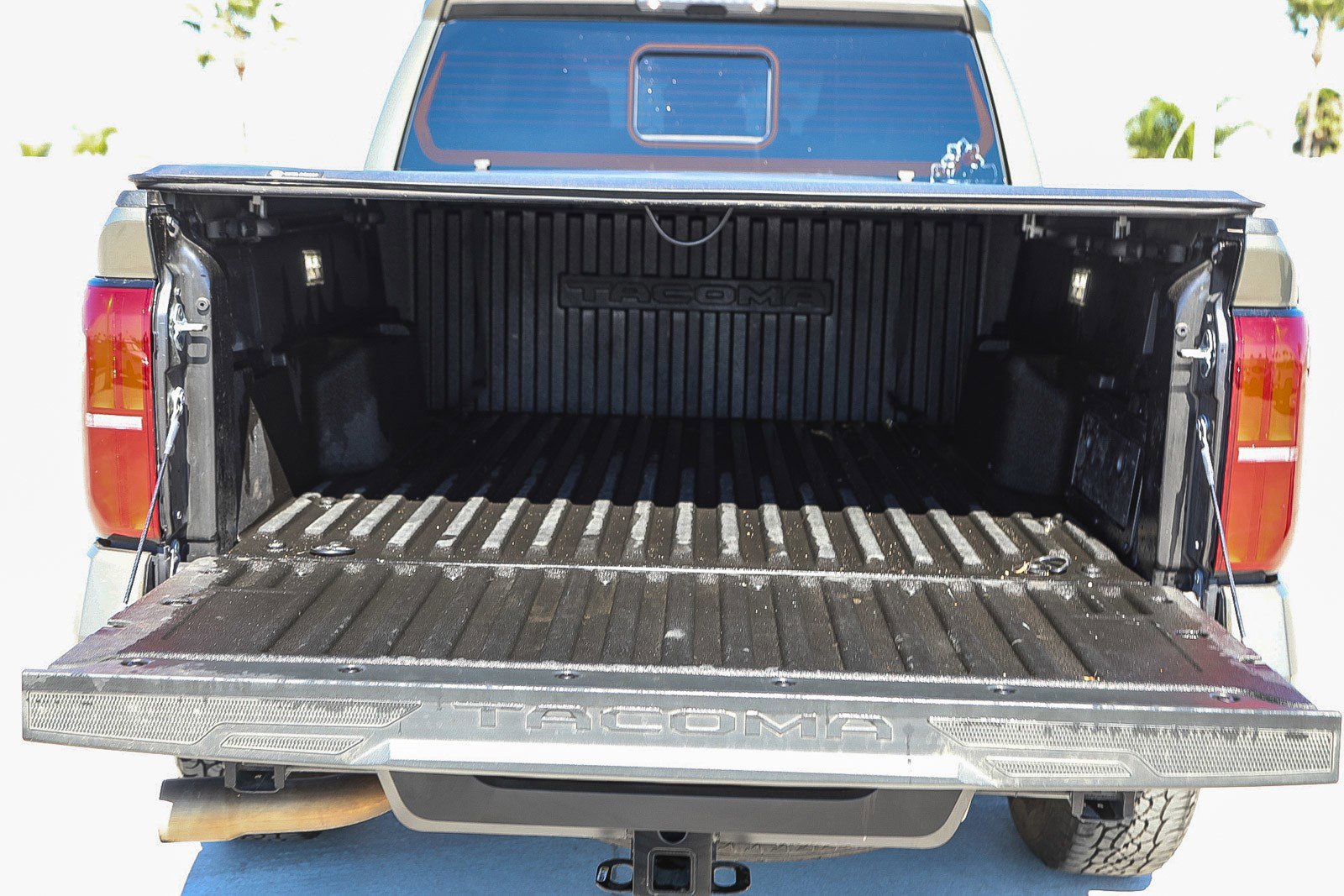 Used 2024 Toyota Tacoma TRD Off-Road w/ TRD Off Road Upgrade Package image 25