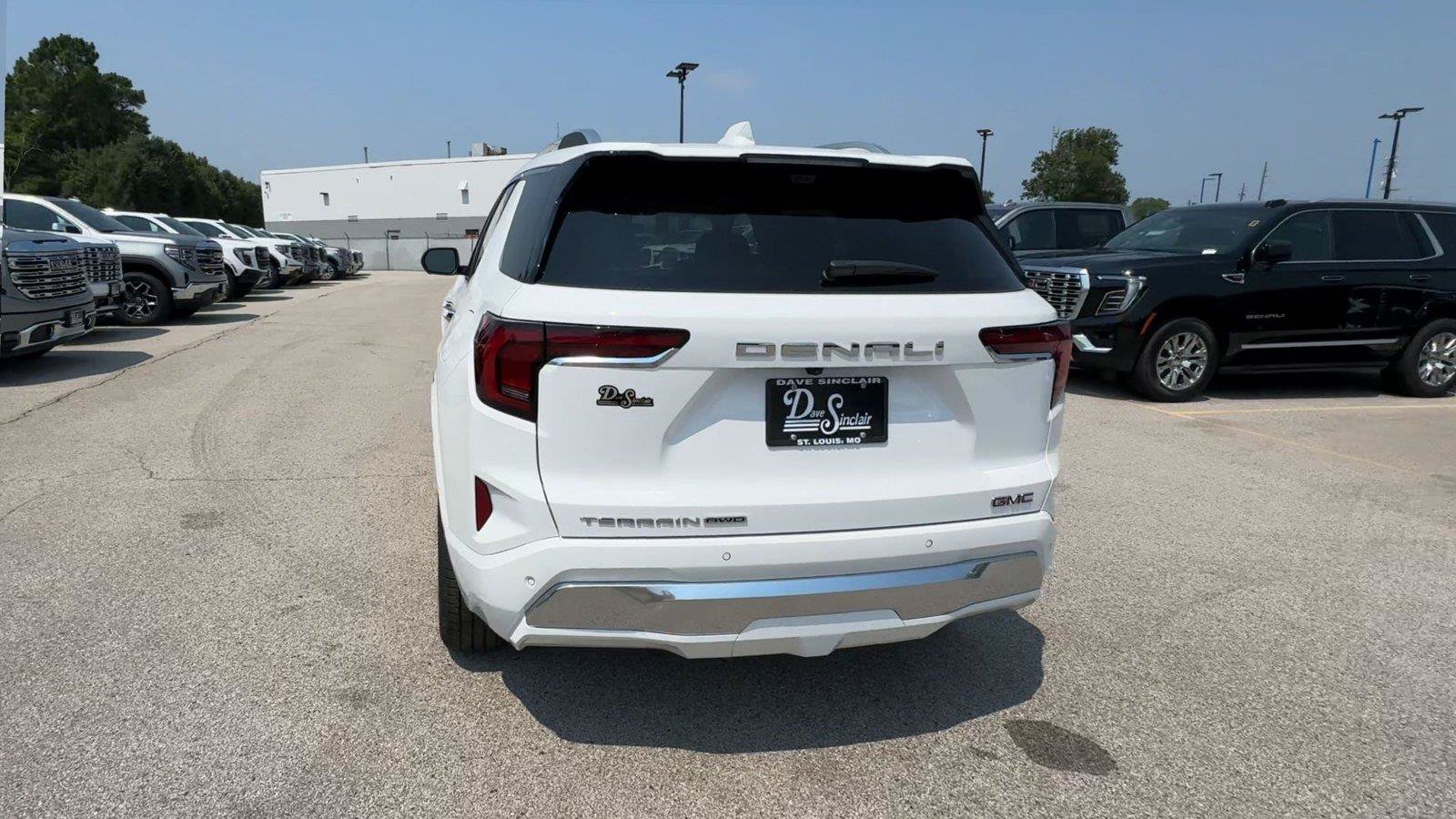 New 2027 GMC Terrain Denali AWD/4WD image 7
