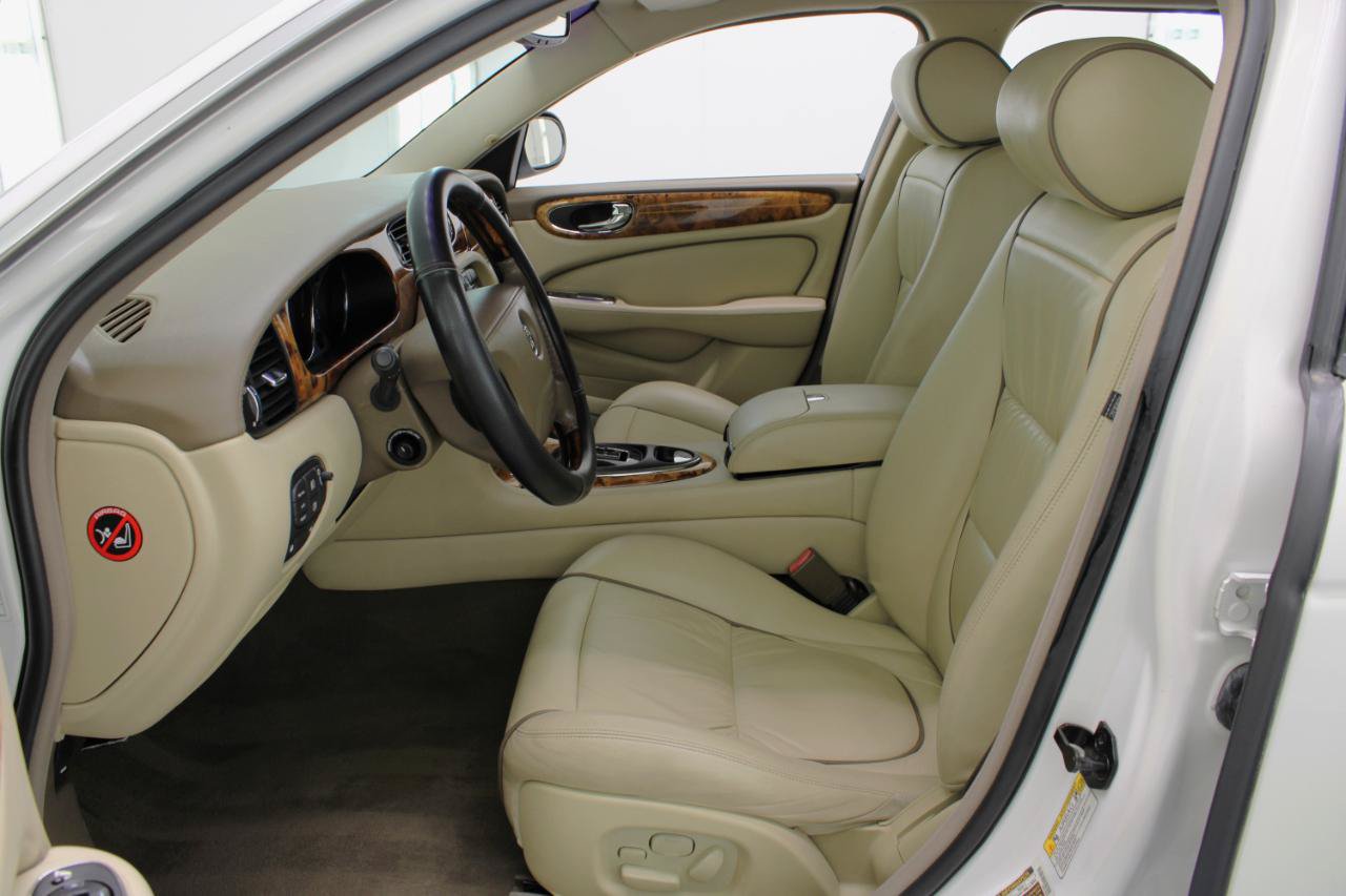 Used 2005 Jaguar XJ Vanden Plas RWD image 34