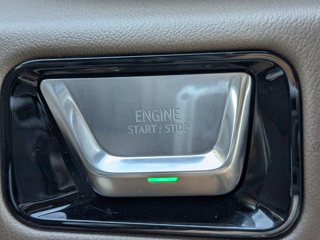 New 2026 GMC Yukon XL Denali w/ Denali Reserve Package image 34