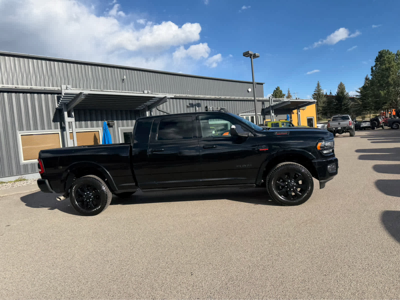 Used 2020 RAM 3500 Limited AWD/4WD image 6
