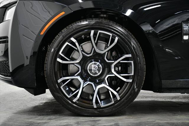 Used 2023 Rolls-Royce Ghost Black Badge w/ Black Badge Ghost Package AWD/4WD image 4