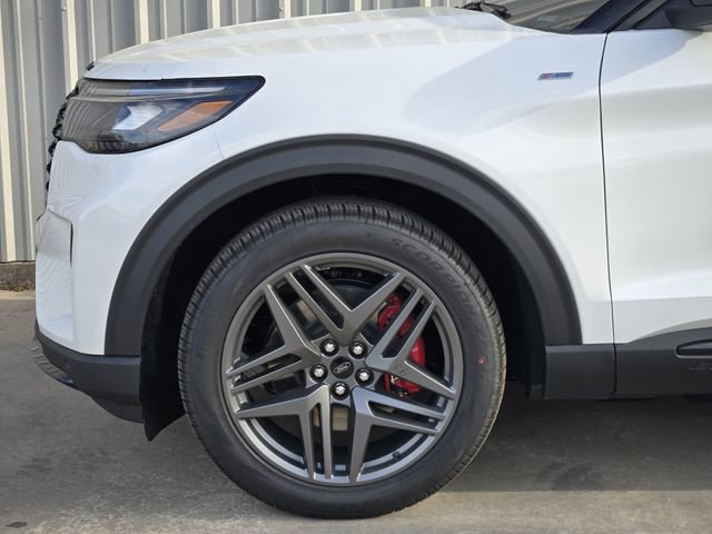 New 2026 Ford Explorer ST-Line w/ ST-Line Street Pack image 8