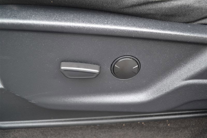 Used 2022 Ford F150 XLT image 11