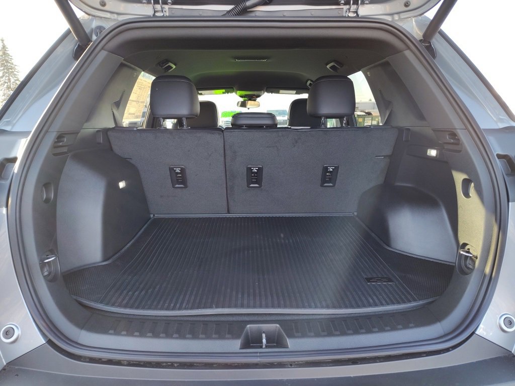 New 2026 Chevrolet Equinox LT w/ Convenience Package II image 9