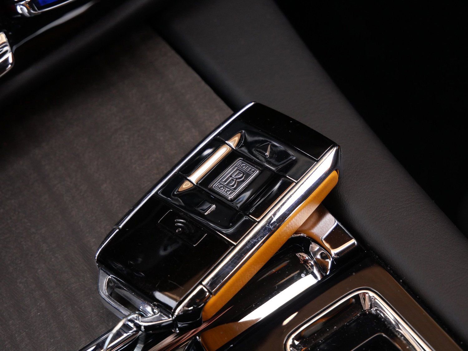 Used 2022 Rolls-Royce Ghost w/ Ghost Package image 33