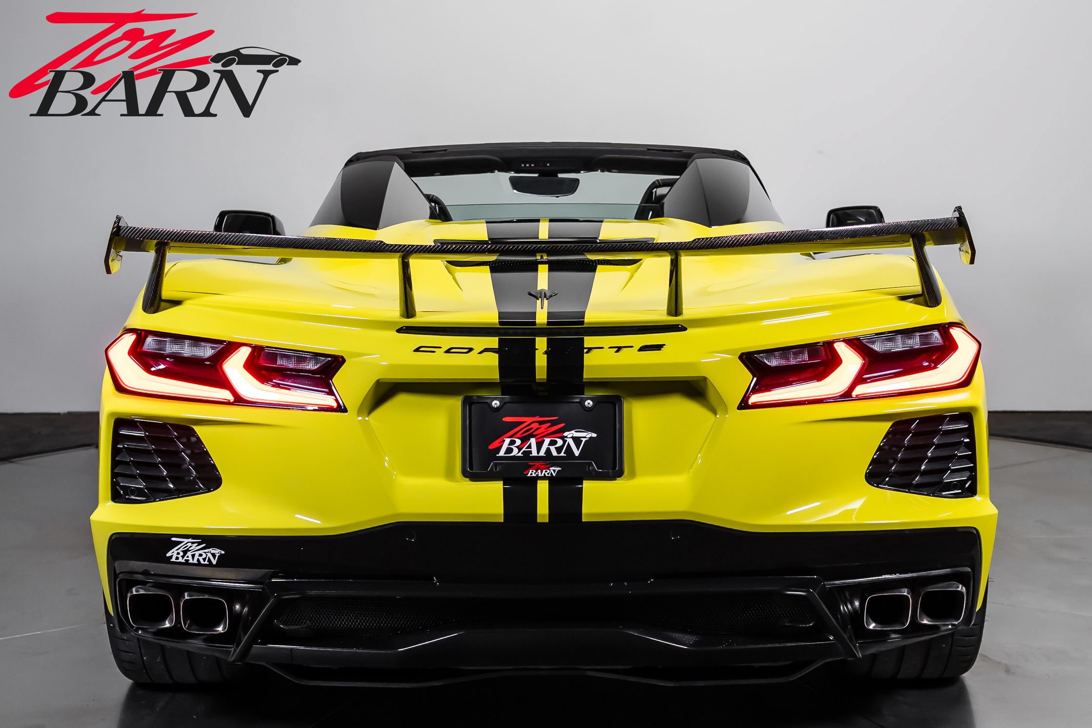Used 2021 Chevrolet Corvette Stingray Premium Conv w/ Z51 Performance Package RWD image 4
