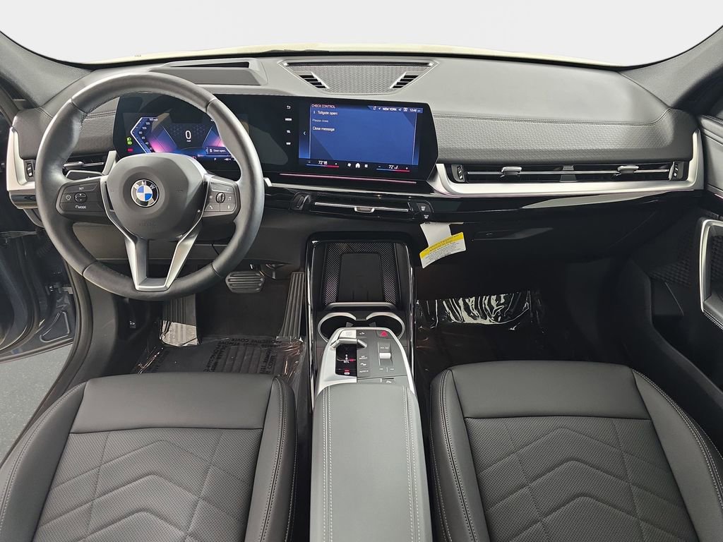 Used 2025 BMW X2 xDrive28i w/ Technology Package AWD/4WD image 14