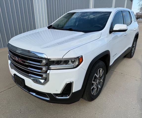 Used 2023 GMC Acadia SLE AWD/4WD image 3