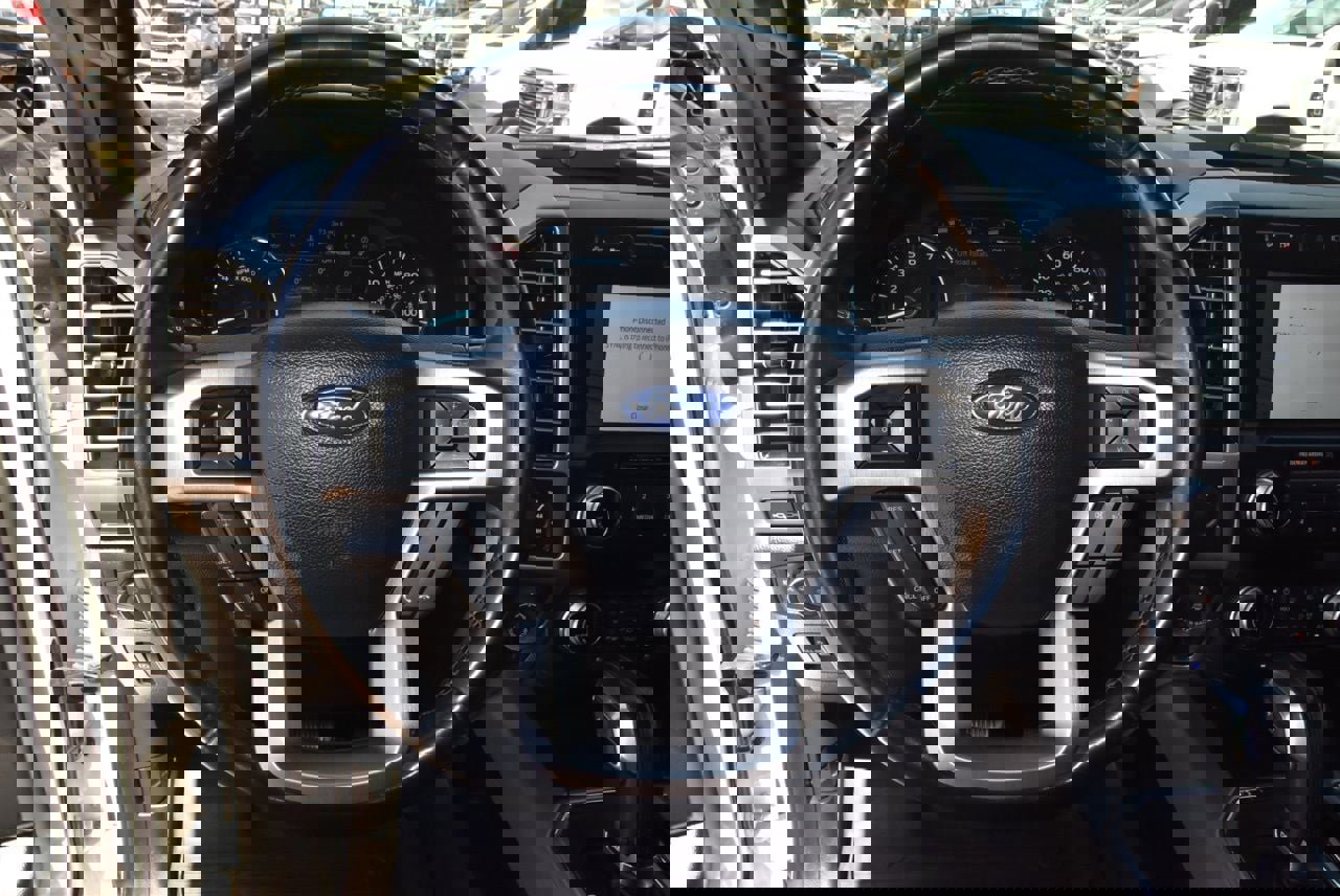 Used 2020 Ford F150 Platinum w/ Equipment Group 701A Luxury image 22