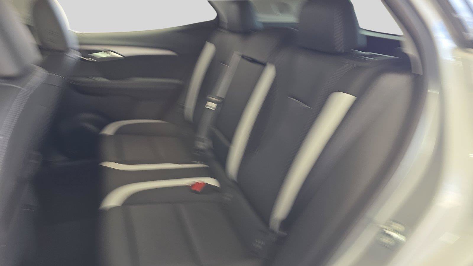 Used 2024 Buick Envision Sport Touring AWD/4WD image 18