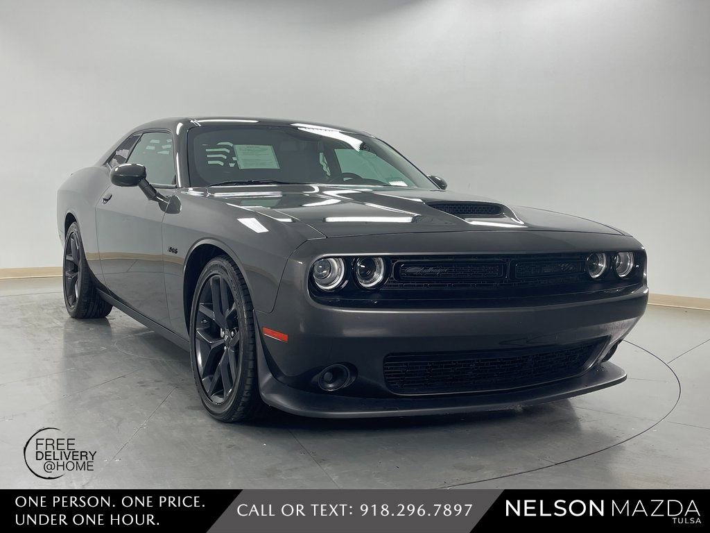 Used 2023 Dodge Challenger R/T w/ Blacktop Package image 4