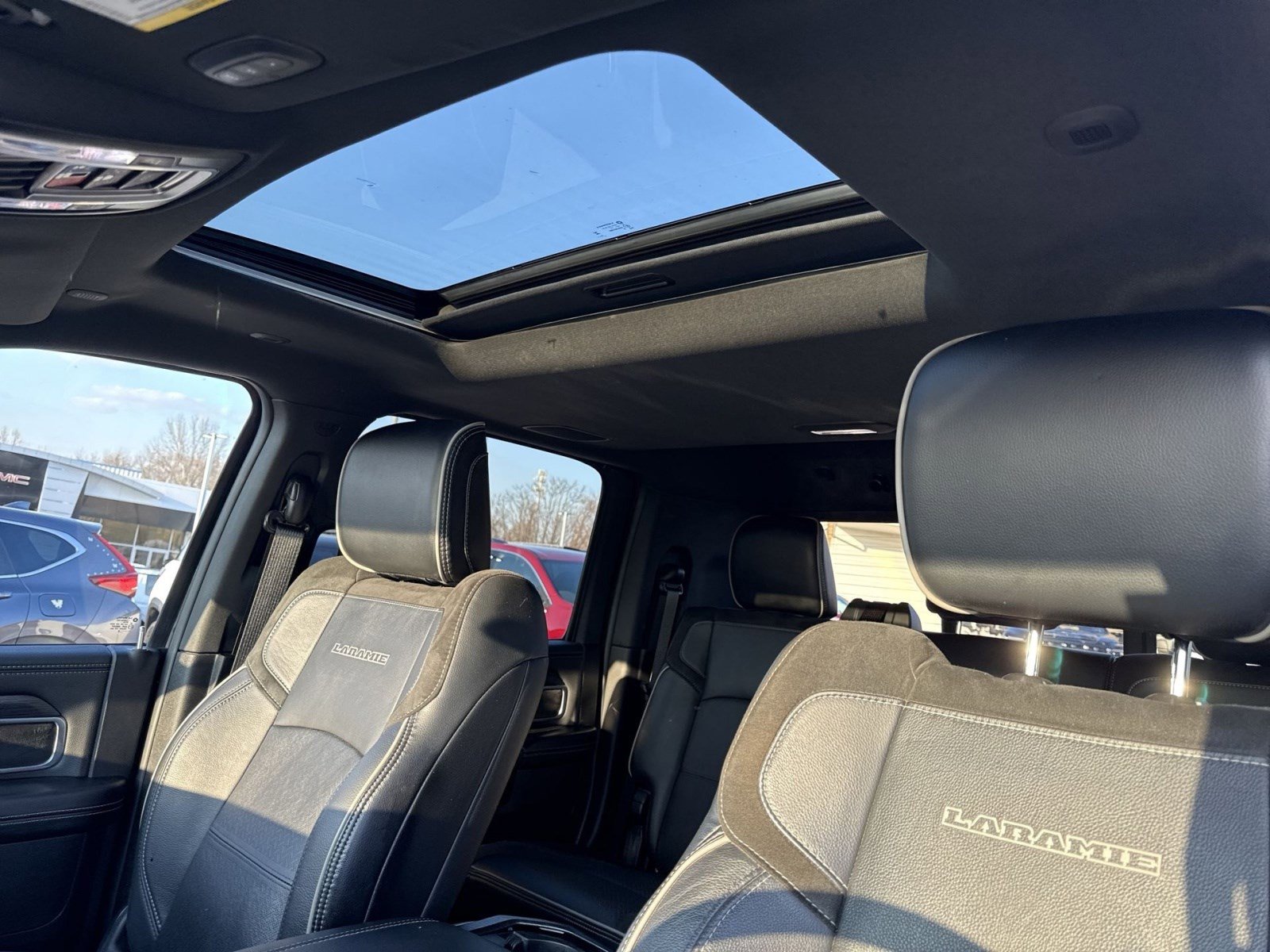 Used 2024 RAM 2500 Laramie w/ Night Edition image 22