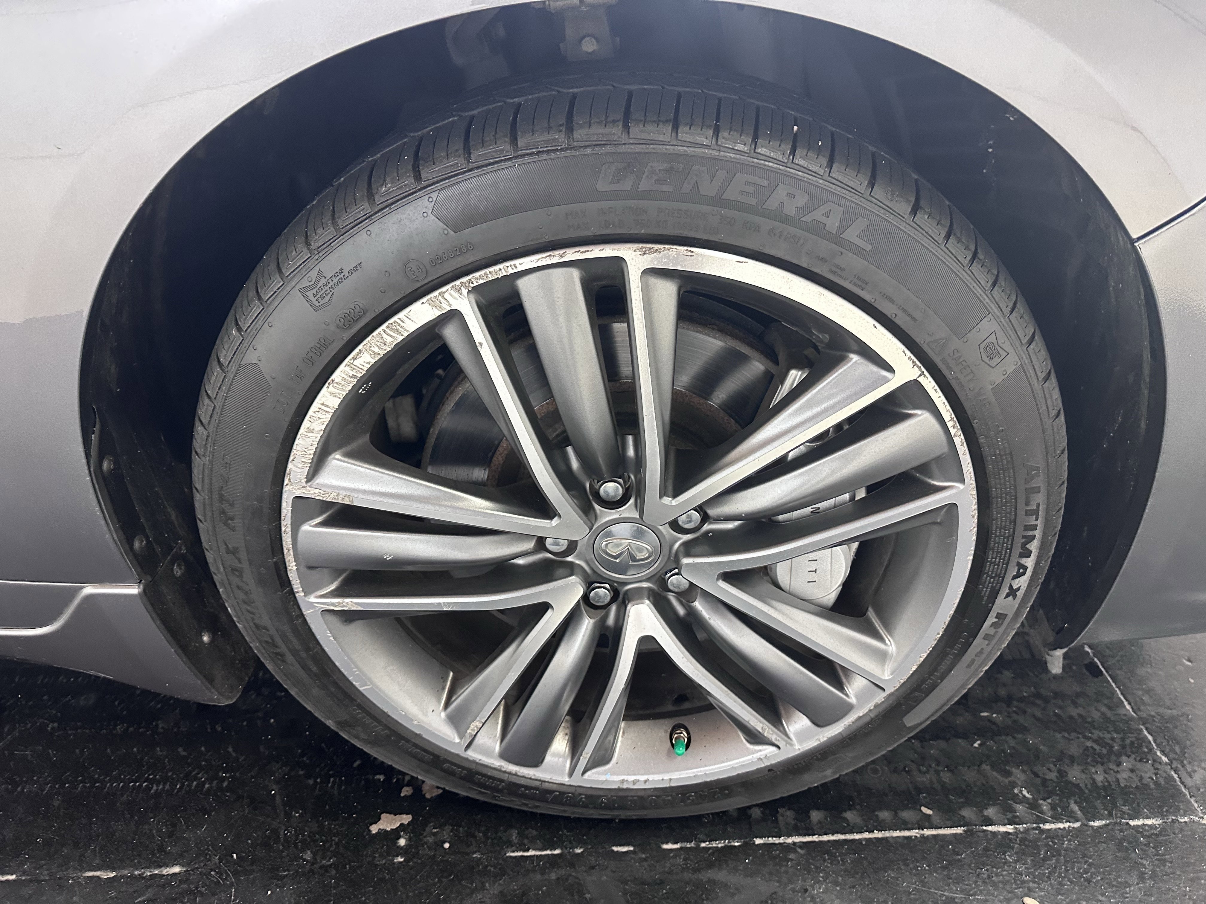 Used 2014 INFINITI Q50 Sport w/ Navigation Package image 21