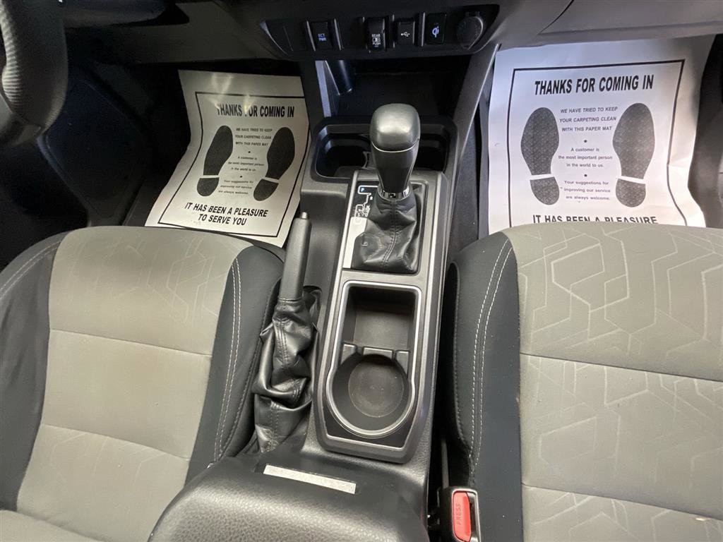 Used 2021 Toyota Tacoma TRD Sport image 11