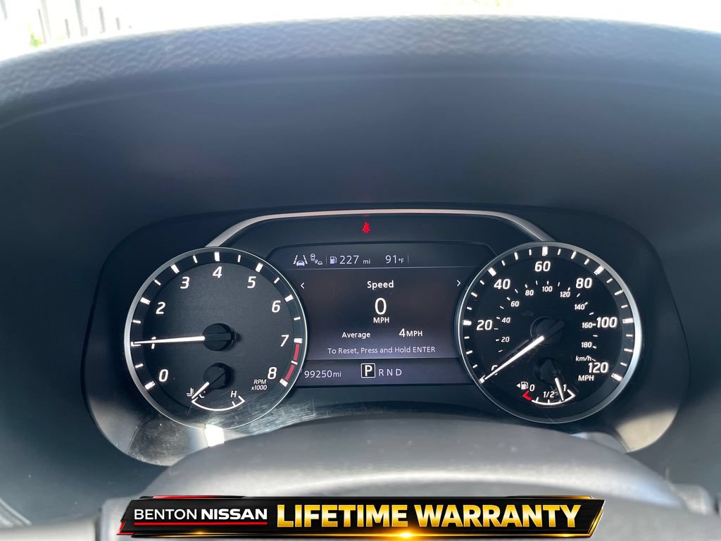 Used 2022 Nissan Frontier SV w/ Technology Package RWD image 13