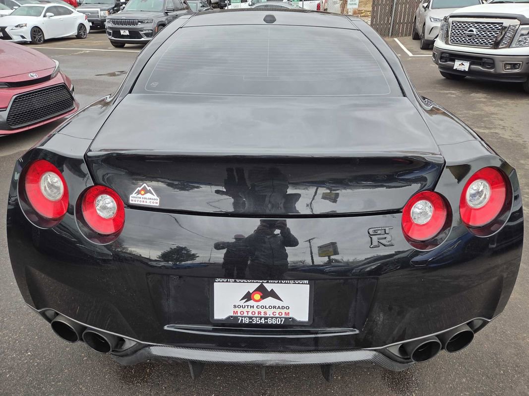 Used 2009 Nissan GT-R Premium image 6