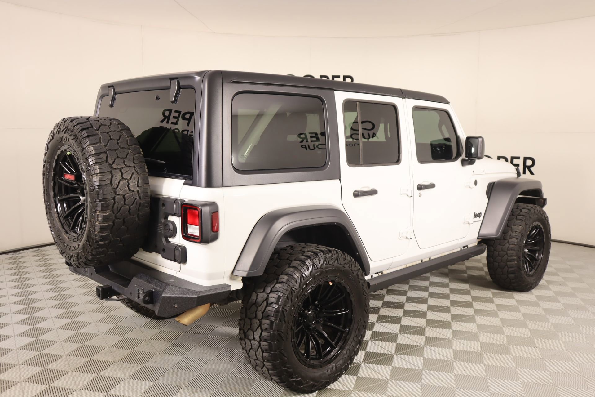Used 2024 Jeep Wrangler Sport S image 20