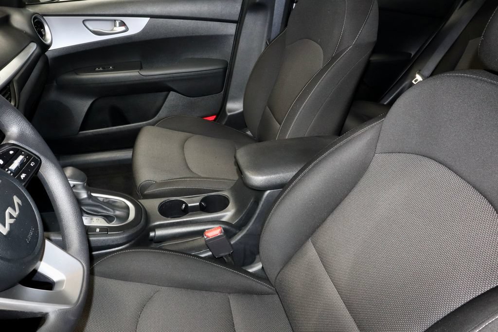 Used 2024 Kia Forte LXS FWD image 23