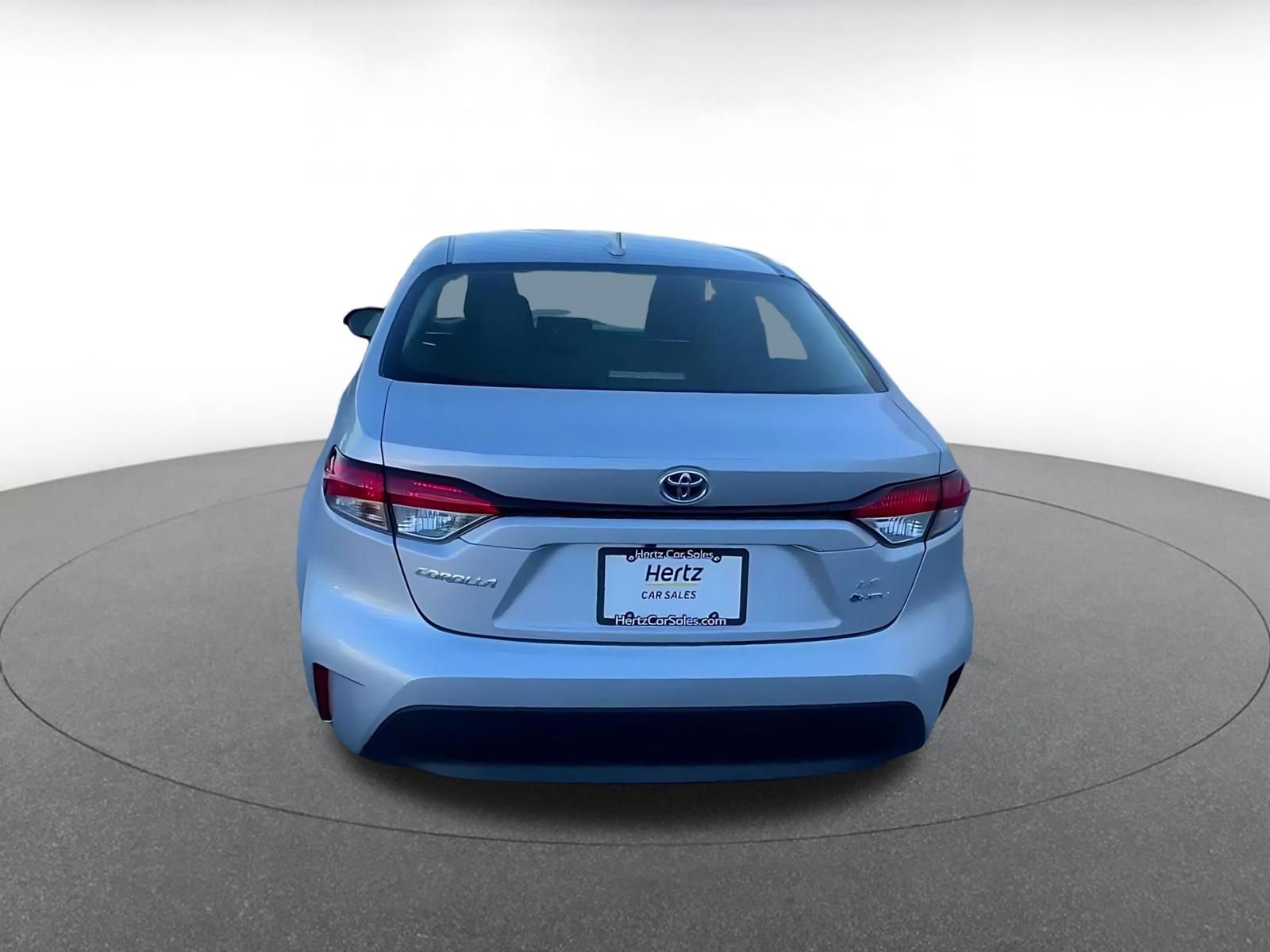 Used 2025 Toyota Corolla Hybrid Sedan image 12