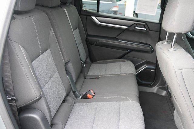 Used 2025 GMC Acadia Elevation image 19