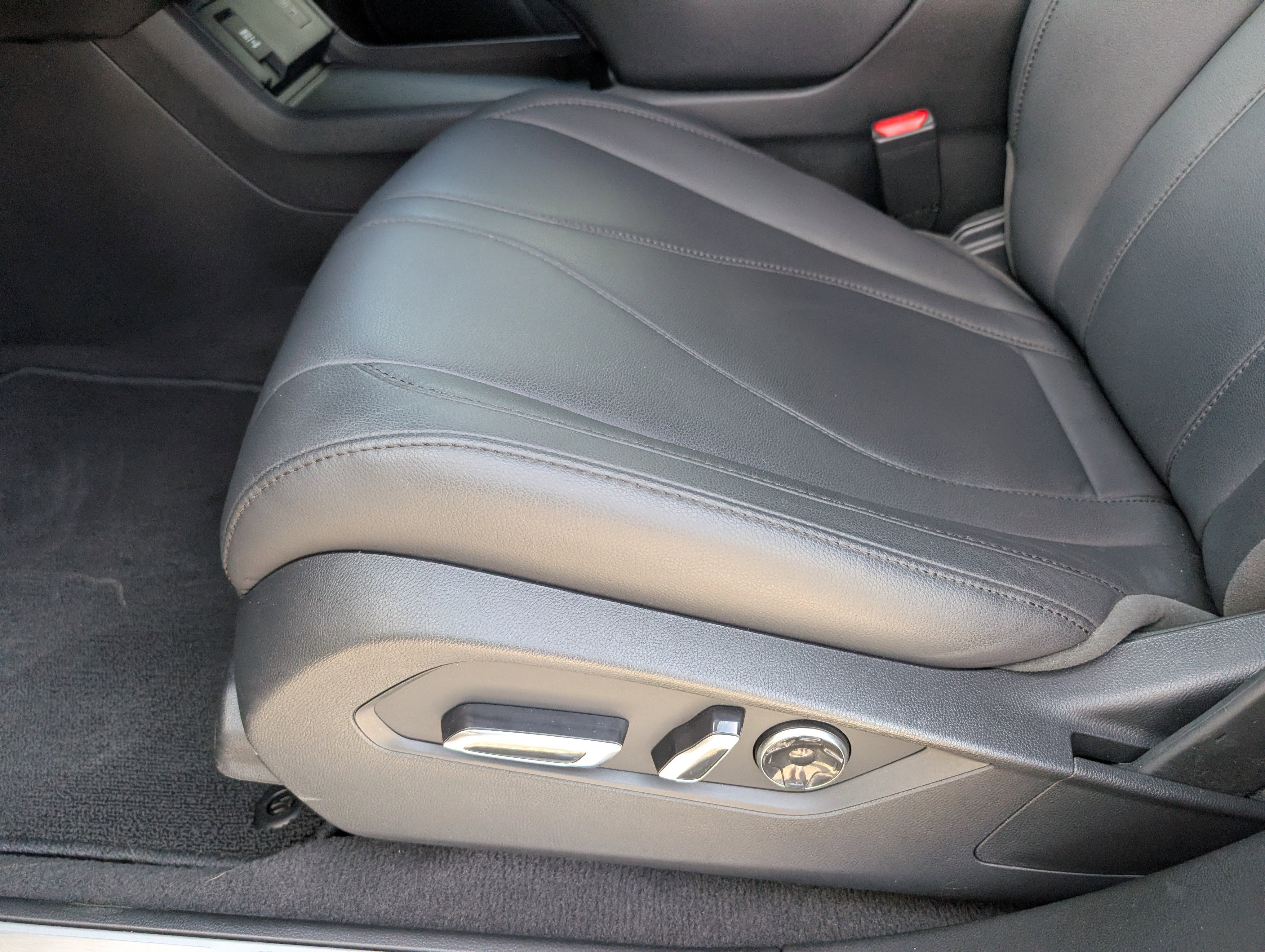 Certified 2024 Acura RDX SH-AWD image 10
