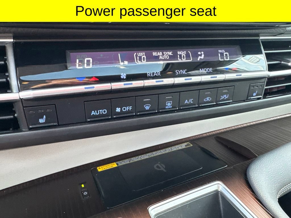 Used 2021 Toyota Sienna XLE w/ XLE Plus Package AWD/4WD image 29