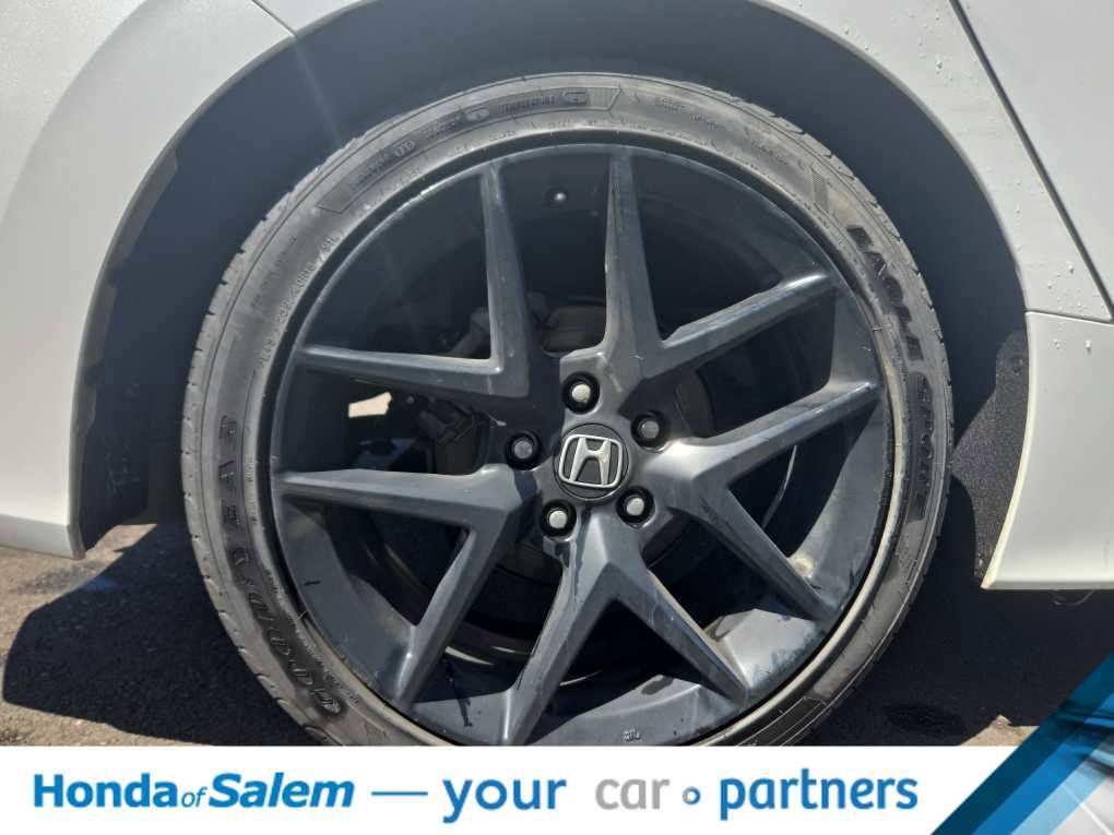 Used 2023 Honda Civic Sport image 10