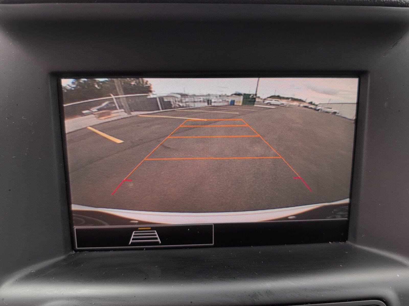 Used 2024 GMC Terrain SLE FWD image 18
