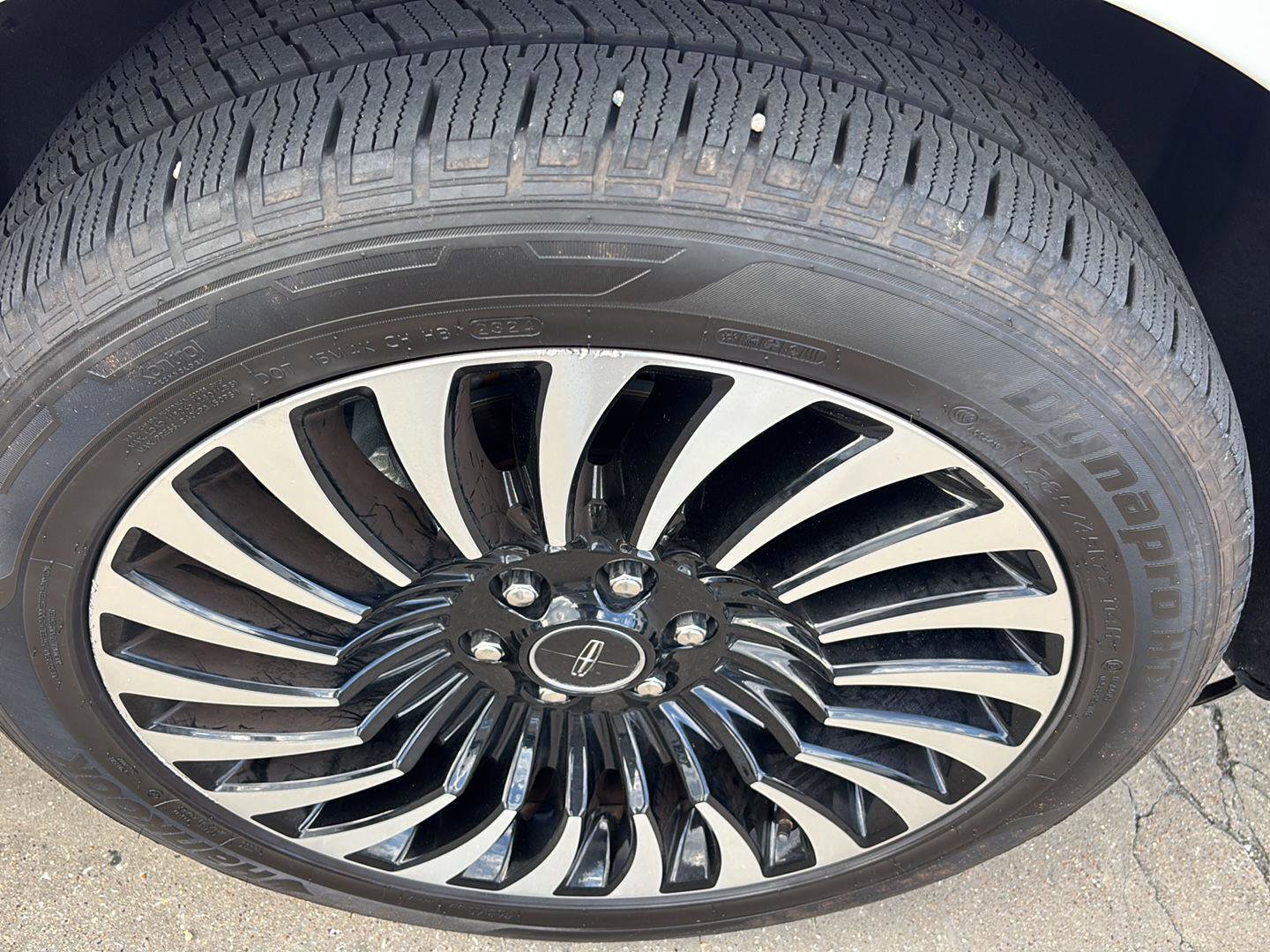 Used 2019 Lincoln Navigator L Black Label w/ Cargo Package image 9