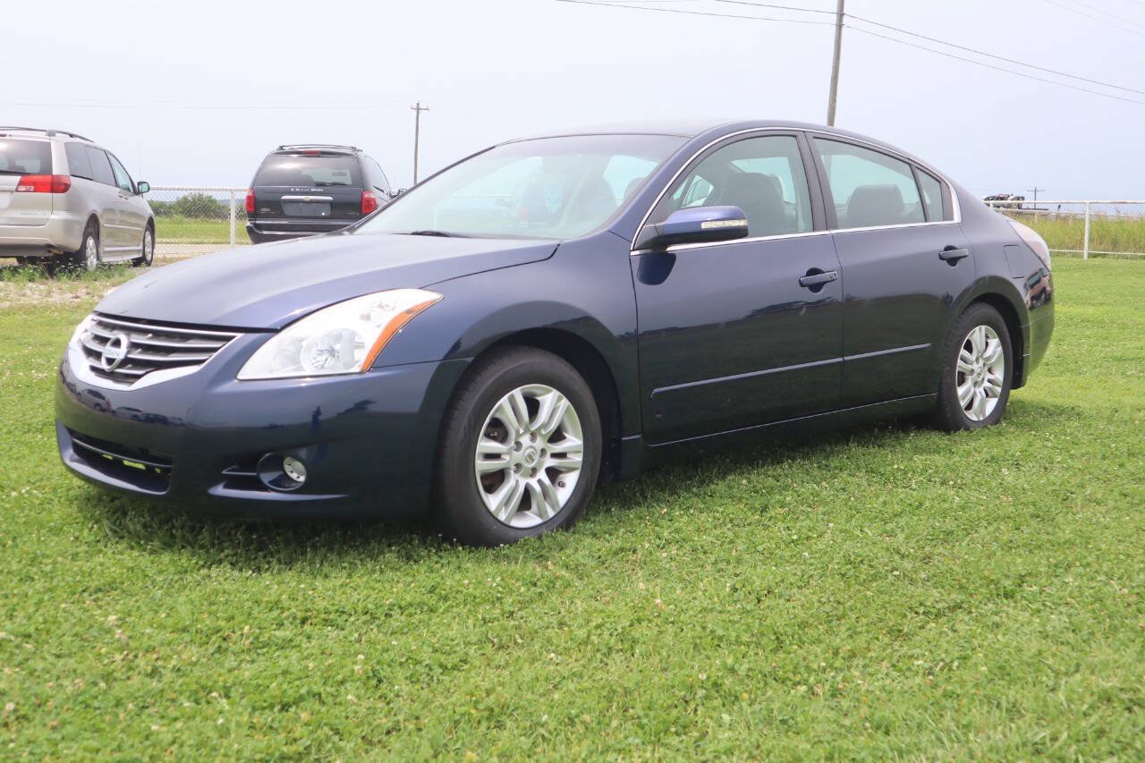 Used 2012 Nissan Altima 2.5 SL w/ 2.5SL Pkg FWD image 1