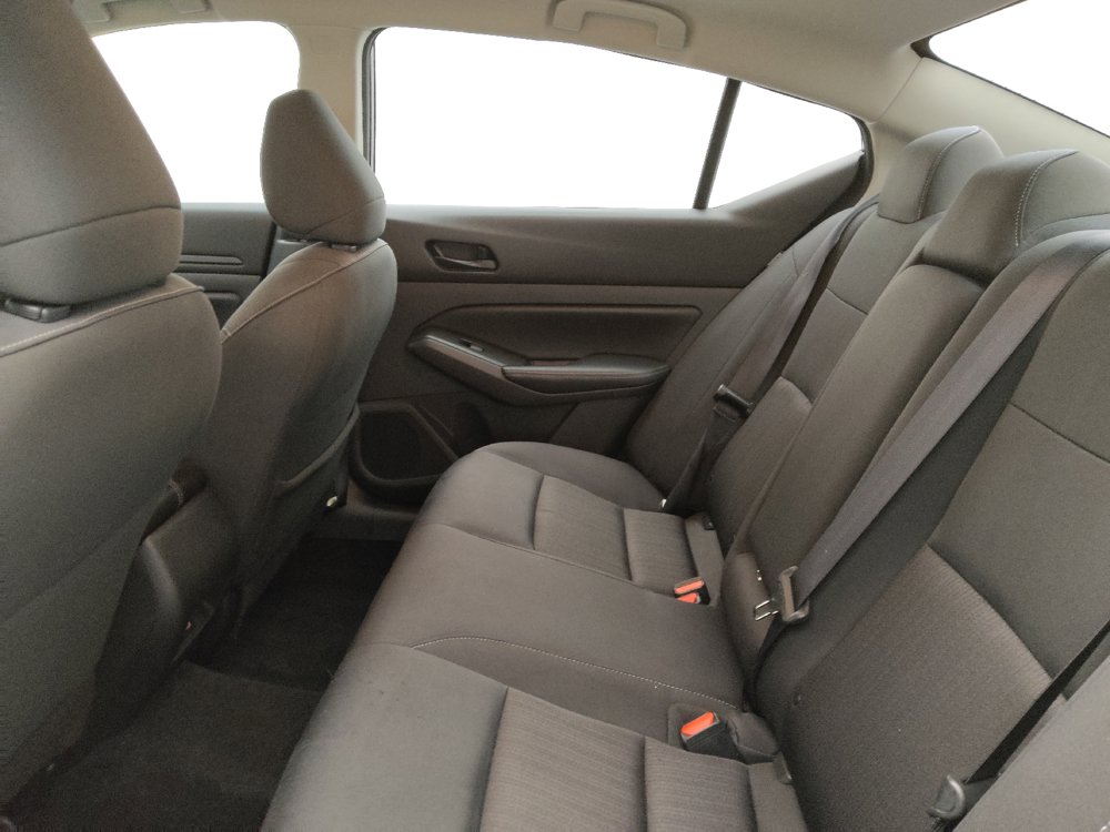 Used 2024 Nissan Altima 2.5 SV FWD image 18