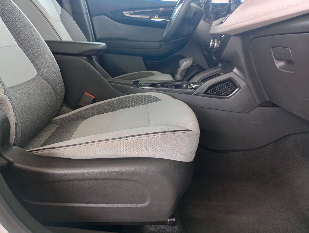 Used 2025 Chevrolet TrailBlazer LT FWD image 22