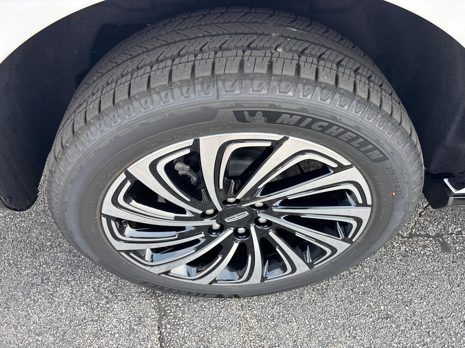 New 2027 Lincoln Navigator L Black Label AWD/4WD image 10