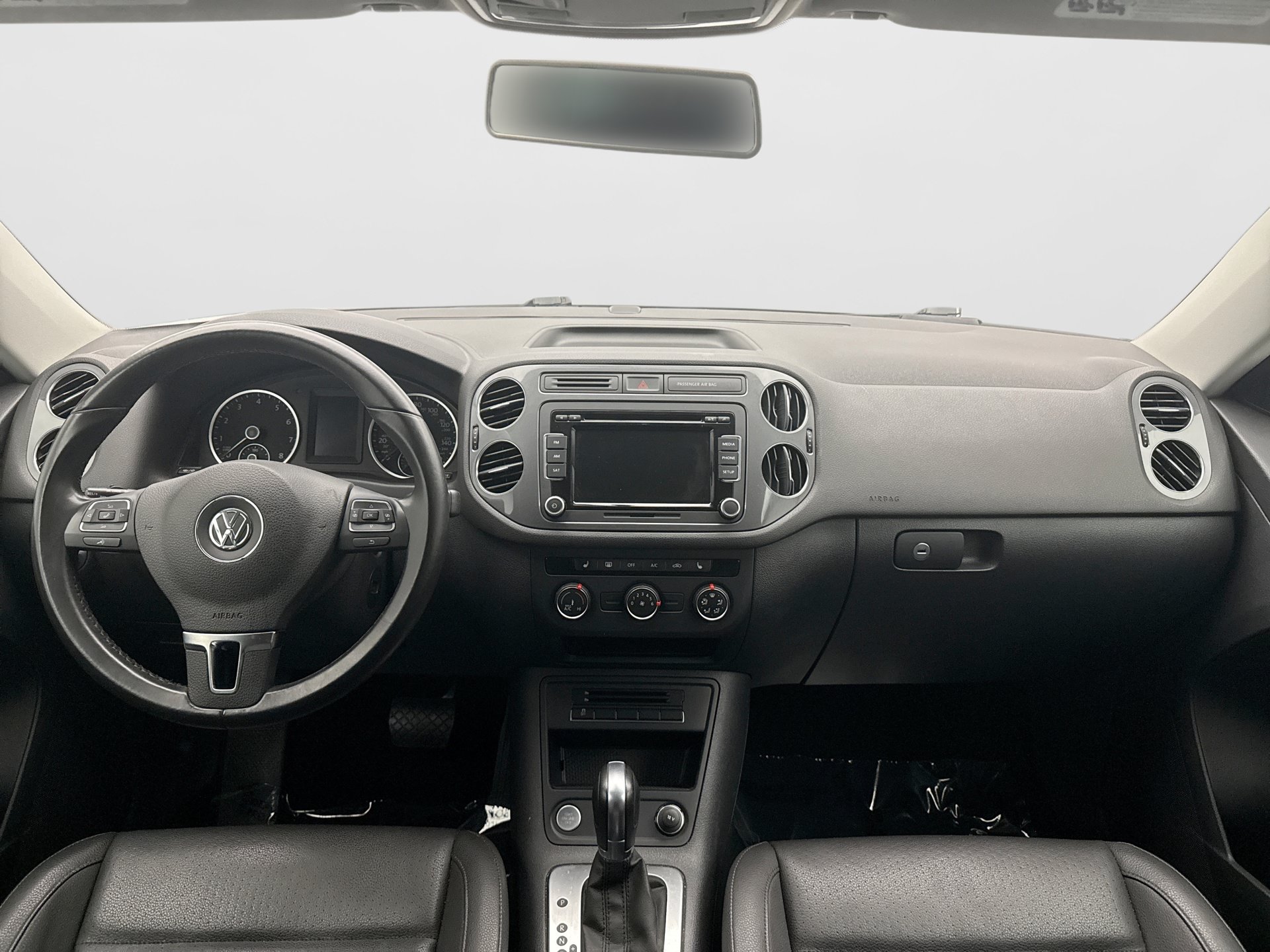 Used 2014 Volkswagen Tiguan S FWD image 14