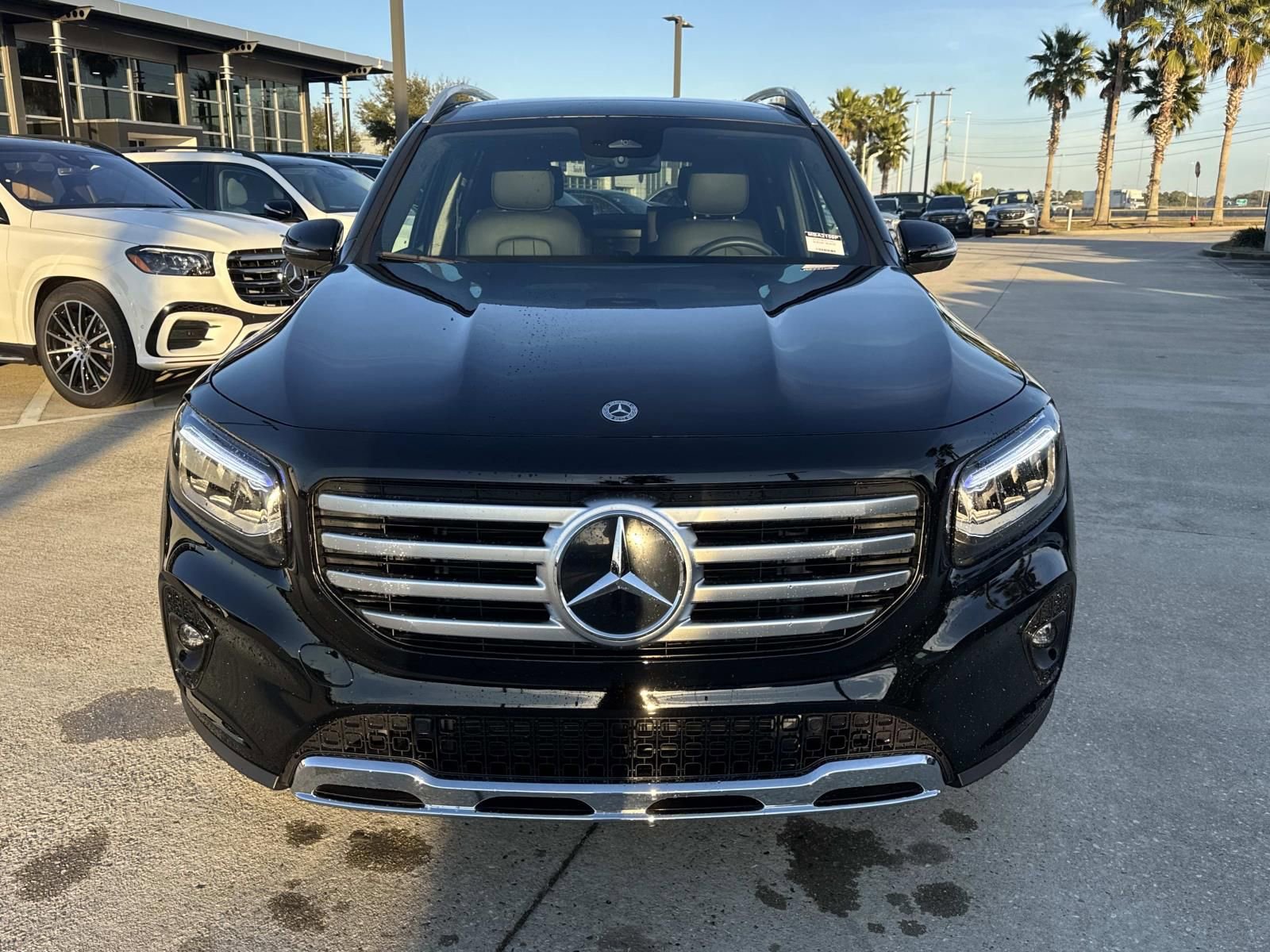 Used 2026 Mercedes-Benz GLB 250 image 2