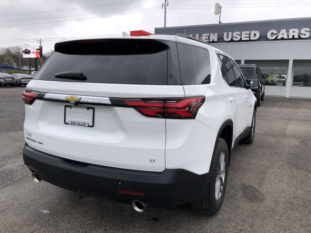 Used 2023 Chevrolet Traverse LT w/ LPO, Floor Liner Package AWD/4WD image 13
