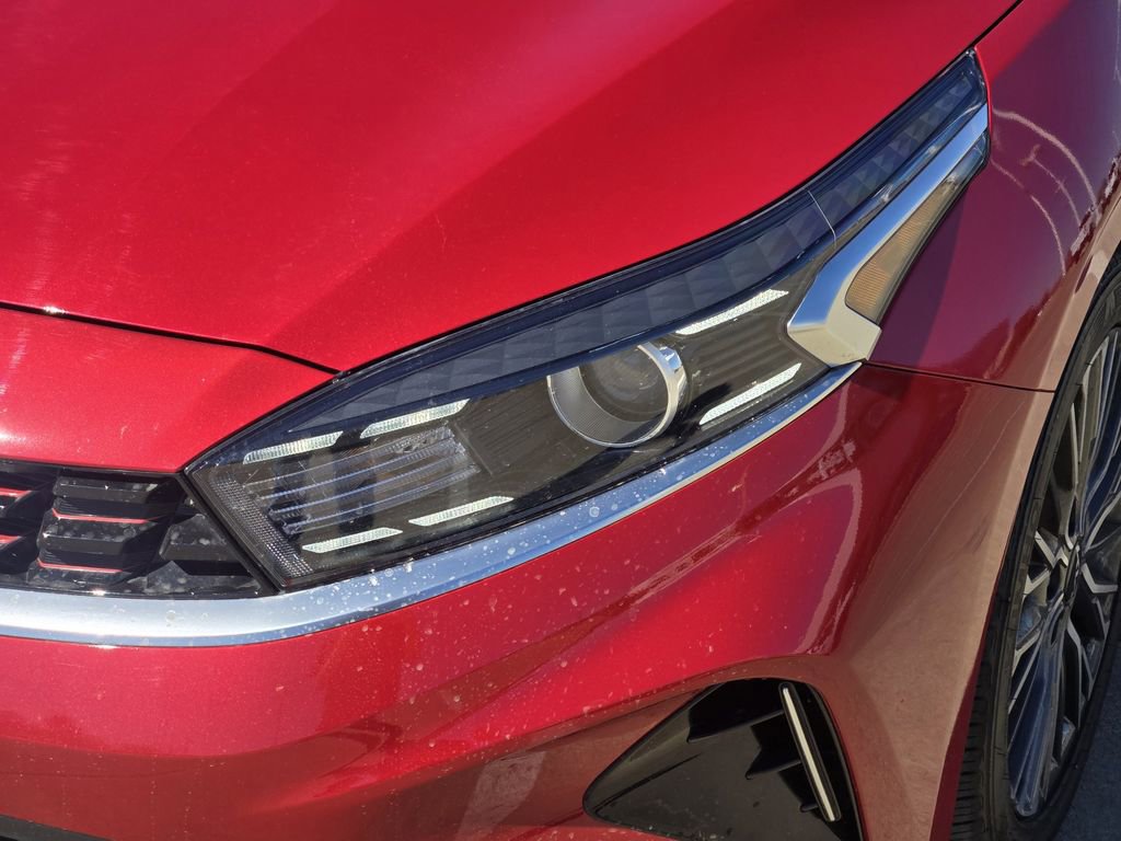 Used 2024 Kia Forte GT-Line image 13