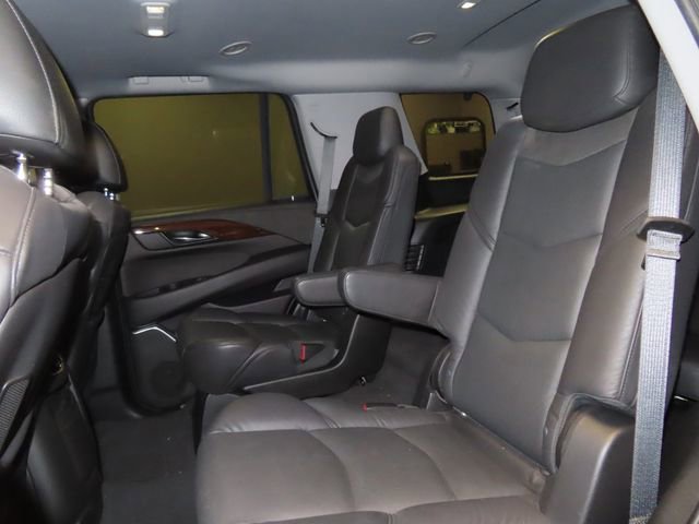 Used 2019 Cadillac Escalade Luxury image 22