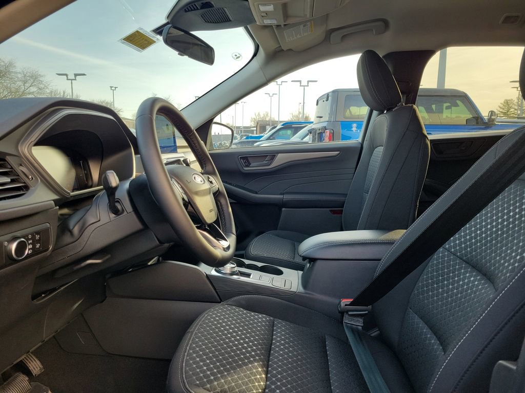 New 2026 Ford Escape Active w/ Cold Weather Package image 16