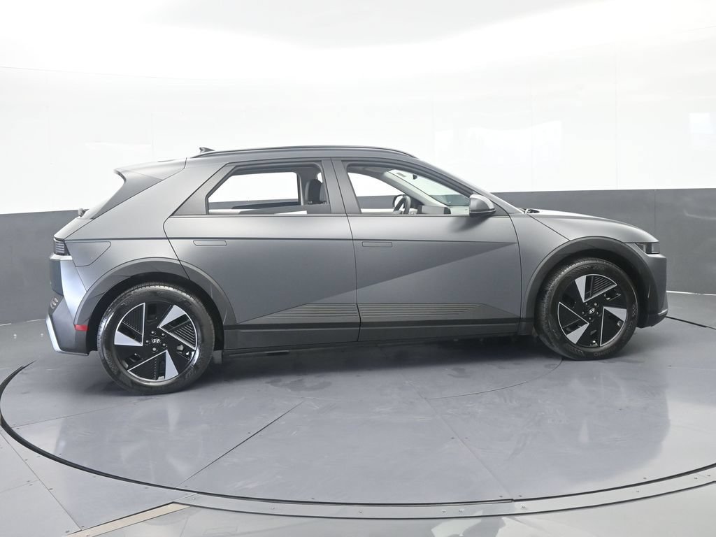 Used 2025 Hyundai Ioniq 5 SEL RWD image 7