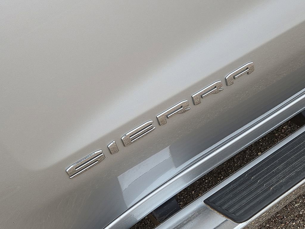 Used 2019 GMC Sierra 1500 SLT AWD/4WD image 12