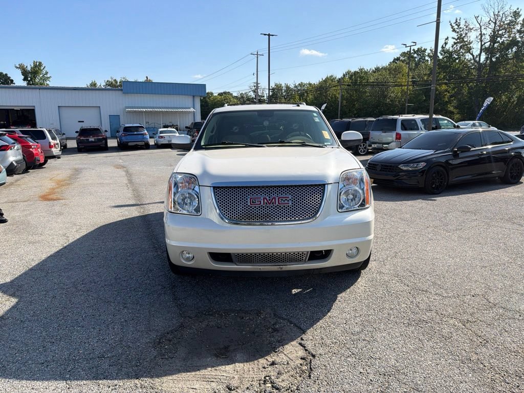 Used 2009 GMC Yukon Denali AWD/4WD image 8