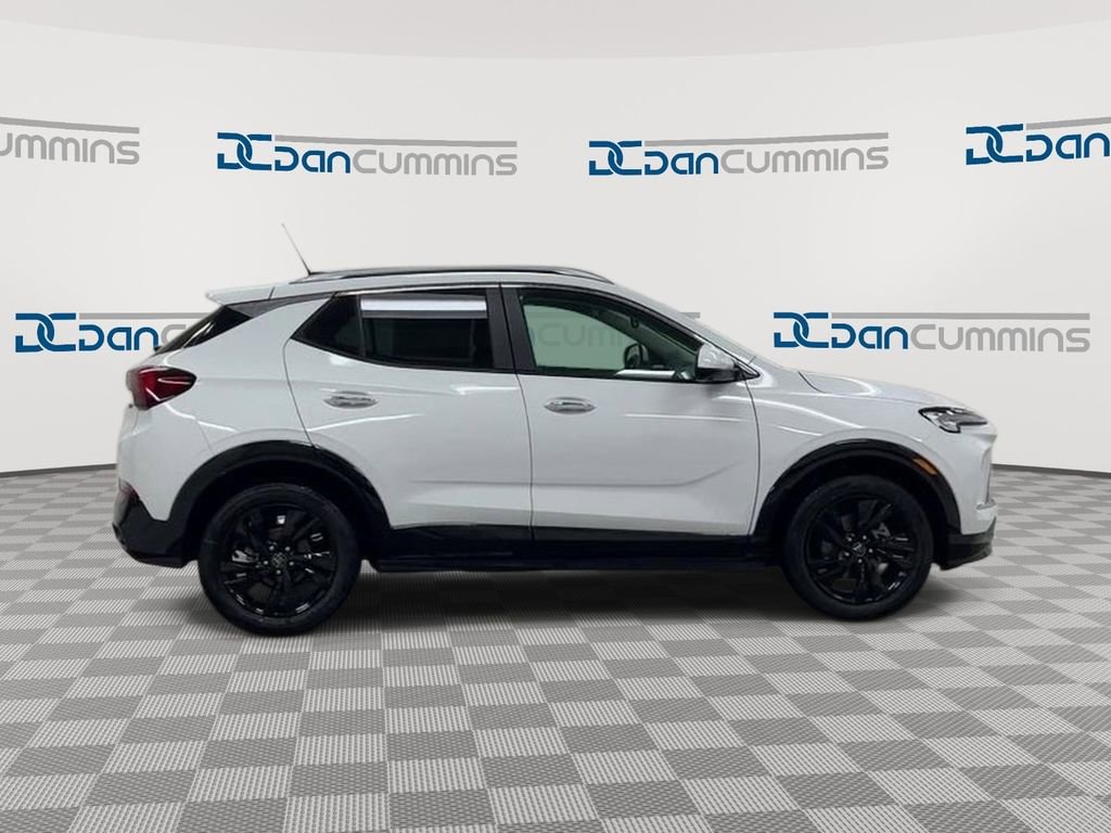 Used 2024 Buick Encore GX Sport Touring w/ Comfort Package image 9
