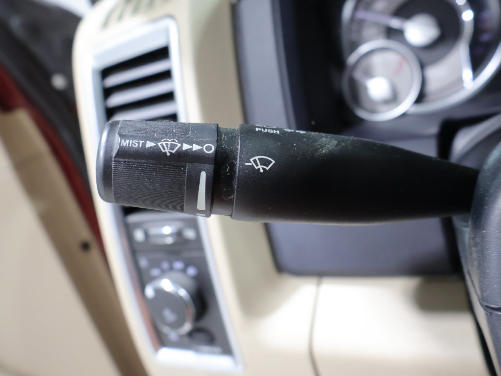 Used 2018 RAM 1500 Limited AWD/4WD image 36