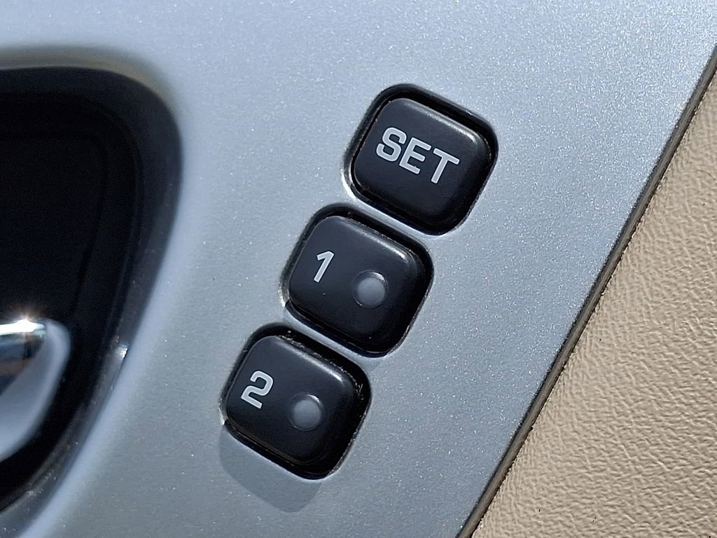 Used 2018 Nissan Pathfinder SL w/ SL Premium Package AWD/4WD image 30