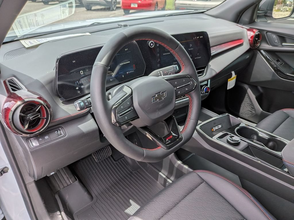 New 2026 Chevrolet Equinox RS w/ Safety and Technology Package FWD image 32