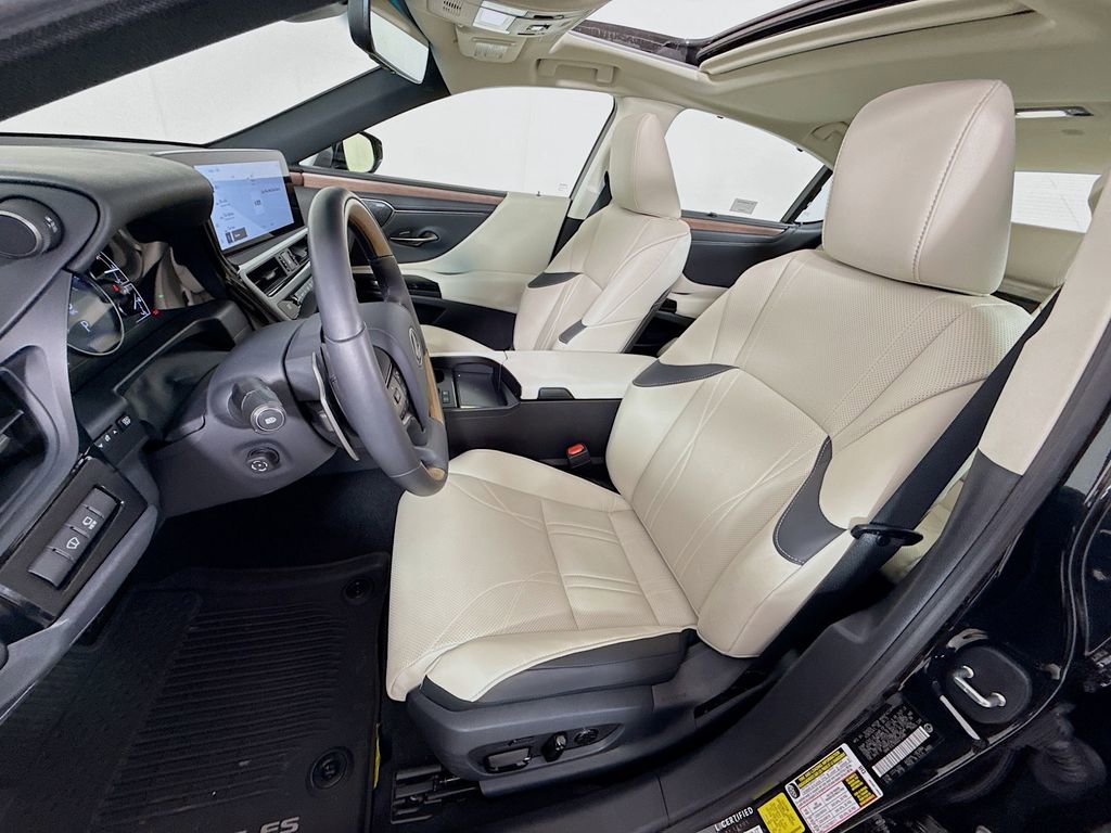 Certified 2025 Lexus ES 300h Ultra Luxury FWD image 21