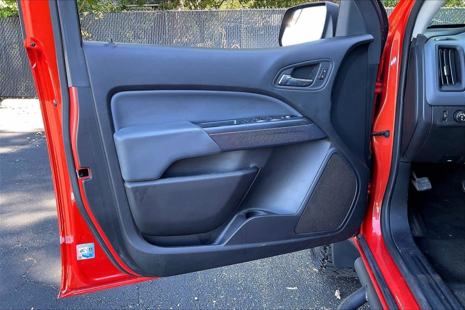 Used 2016 Chevrolet Colorado Z71 AWD/4WD image 25